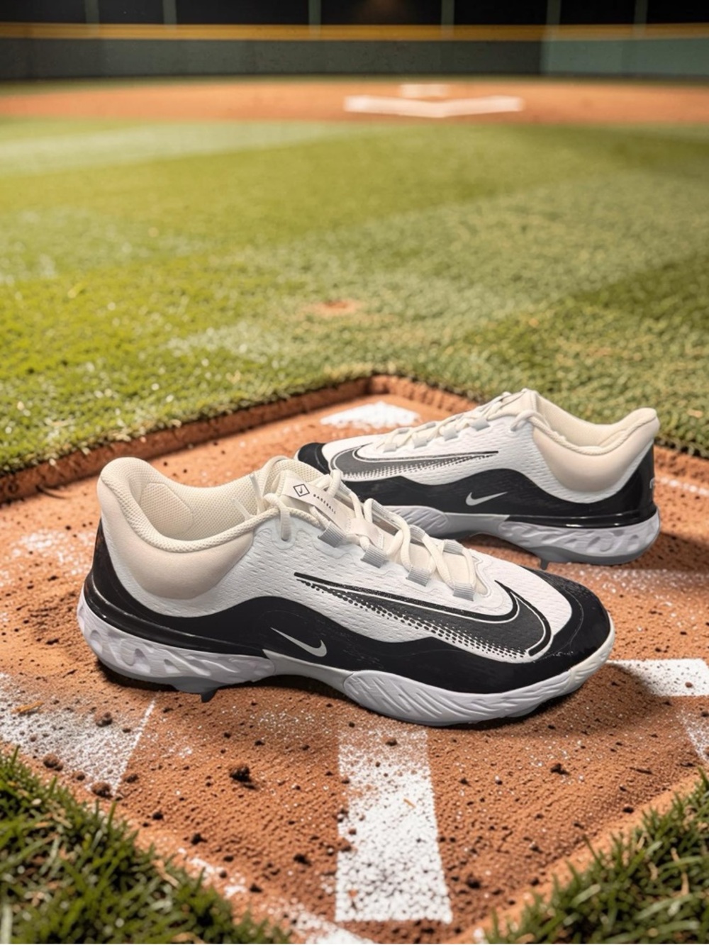 Nike Alpha Huarache Elite 4 Low Baseball Cleats Men's 15 BNWOT Performance